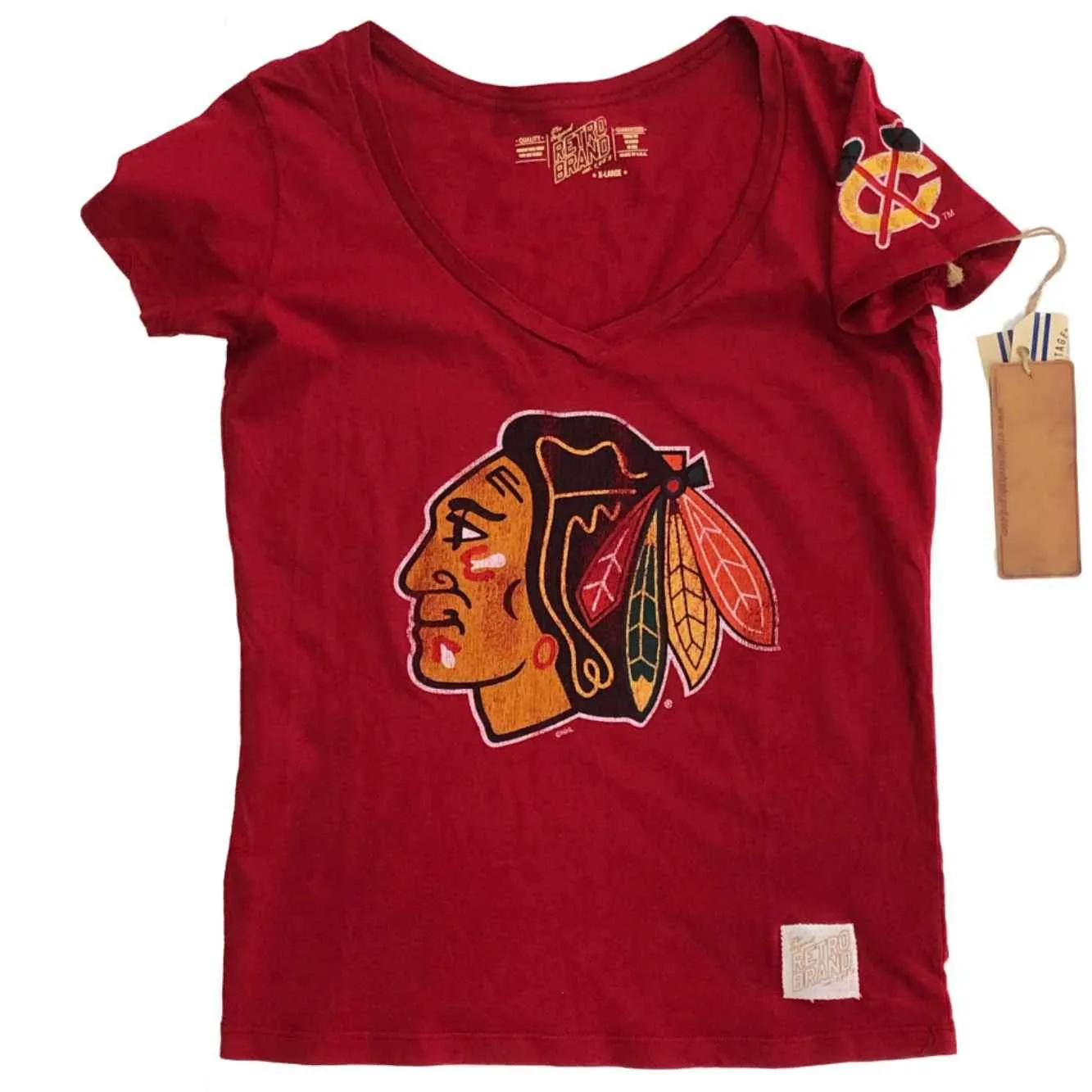 Chicago Blackhawks Retro Brand WOMENS Red Faded Logo SS V-Neck T-Shirt (XL)