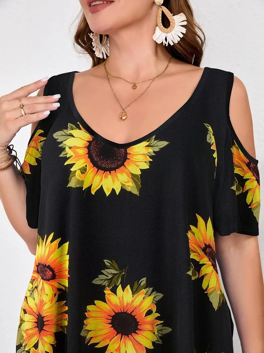 LARACE Plus Size Women Dress for Summer, Midi Women's Sundress, Casual V-Neck Short Sleeve Flowy T-Shirt Dresses with Pockets
