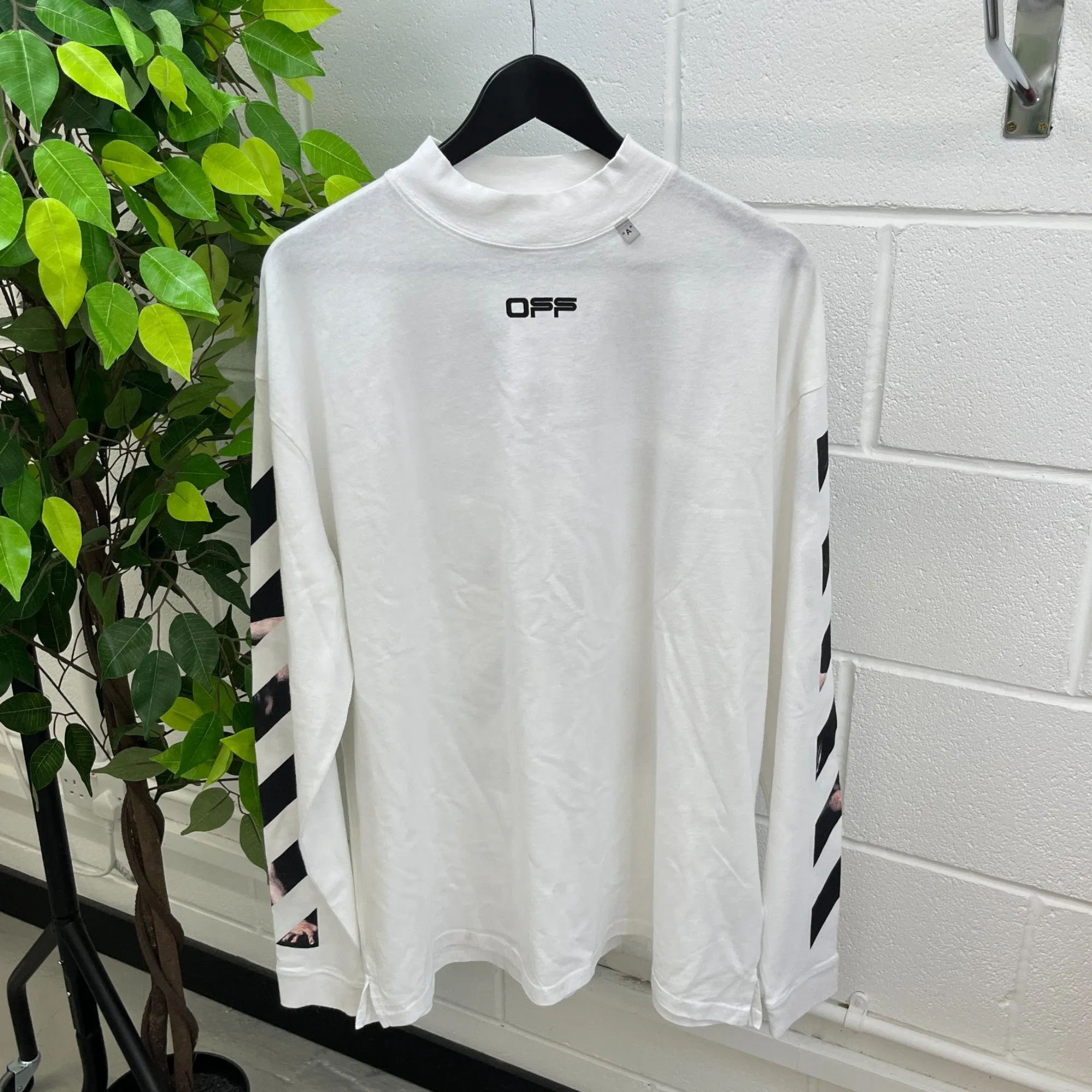Men's Arrows Long Sleeve T-Shirt White Size M