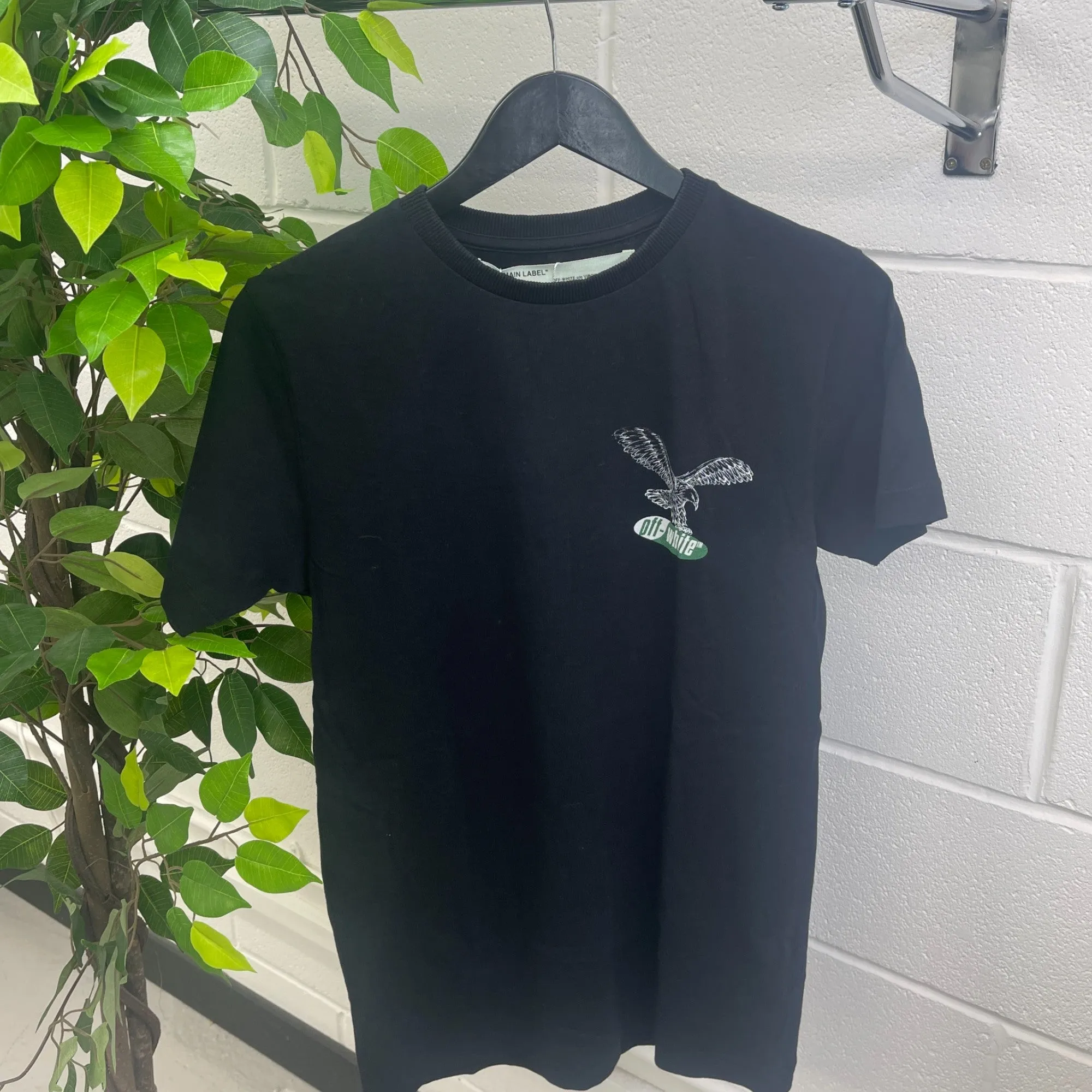 Men's Eagle Logo T-Shirt Black Size XS