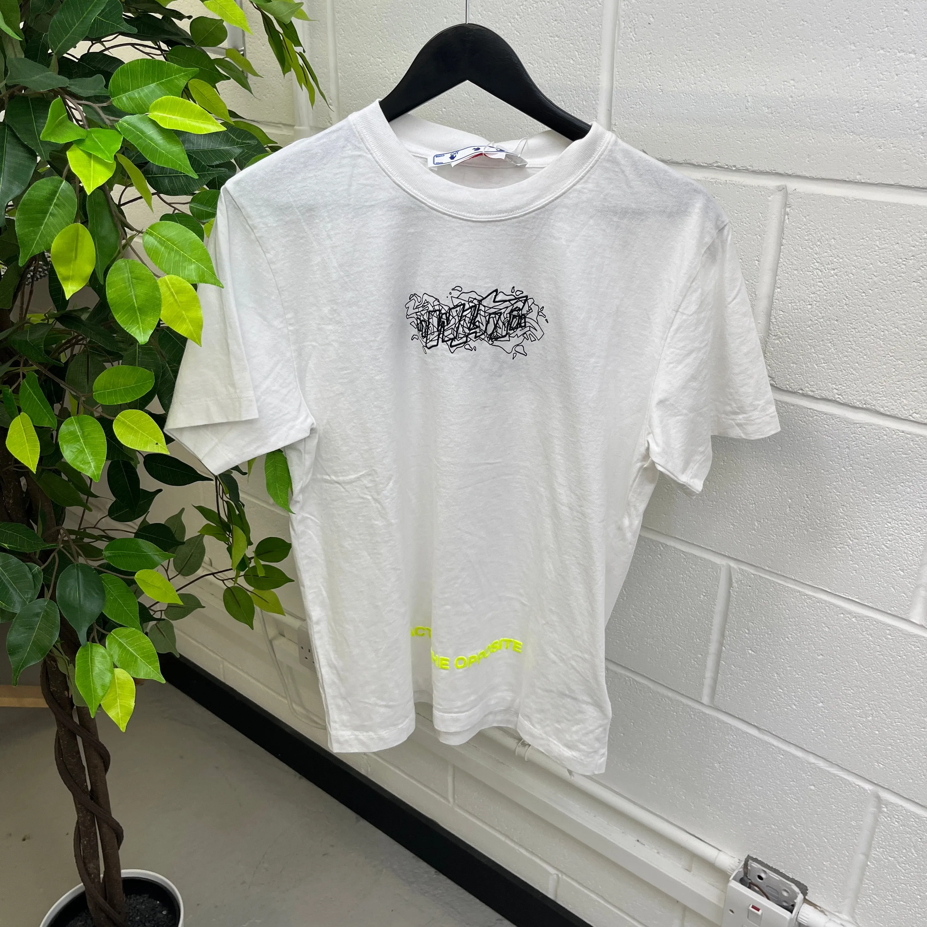Men's Graffiti Logo T-Shirt White Size M