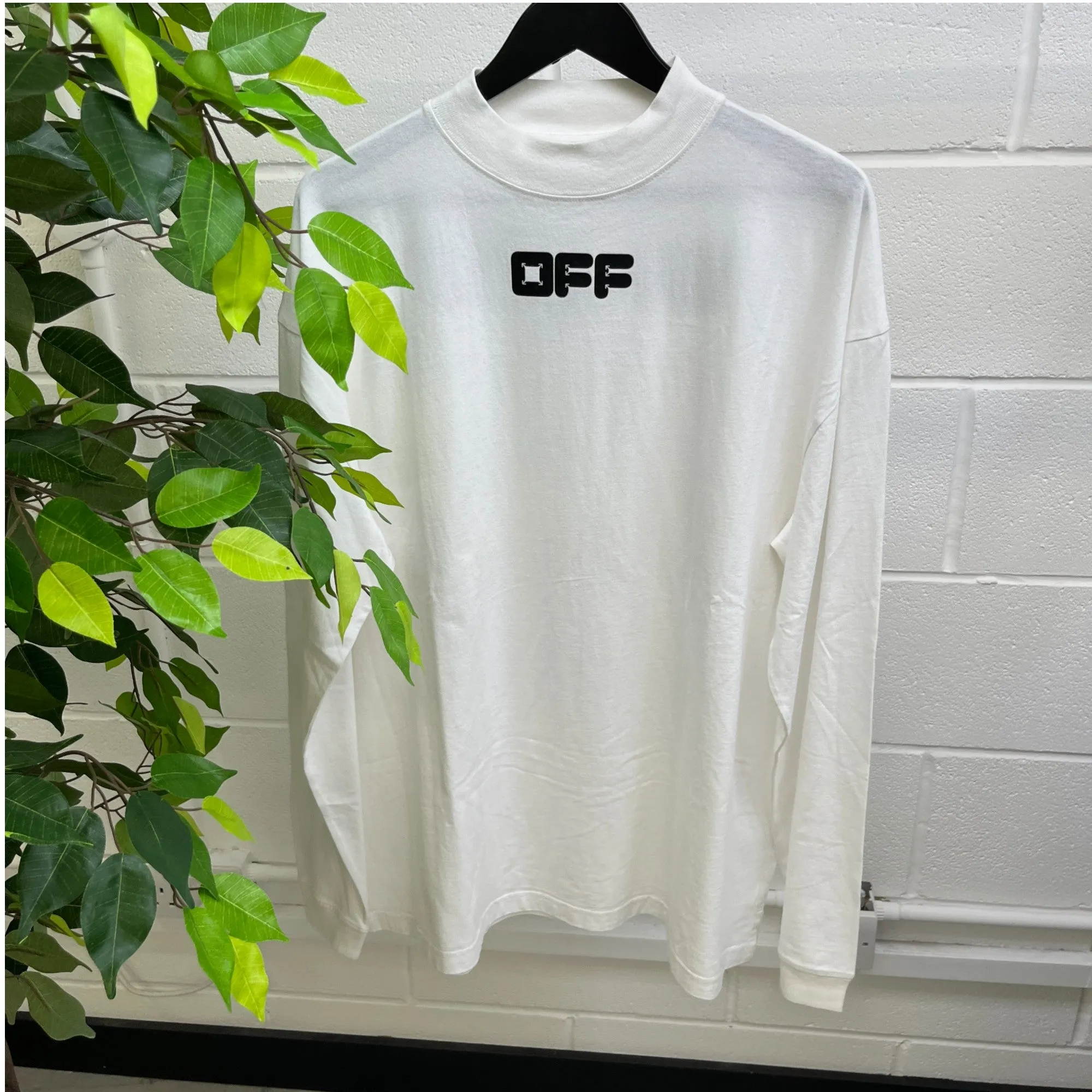 Men's Logo Long Sleeve T-Shirt White Size M